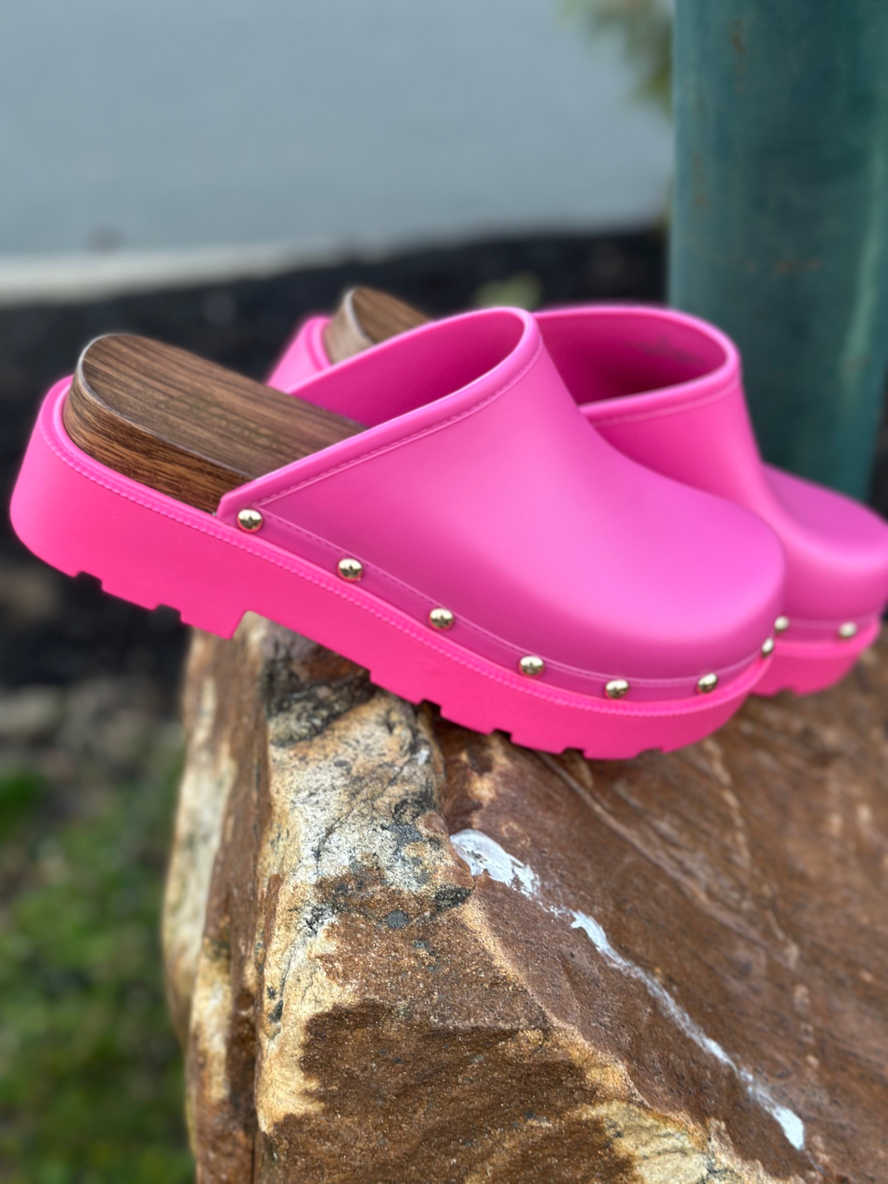 Clogs pink store